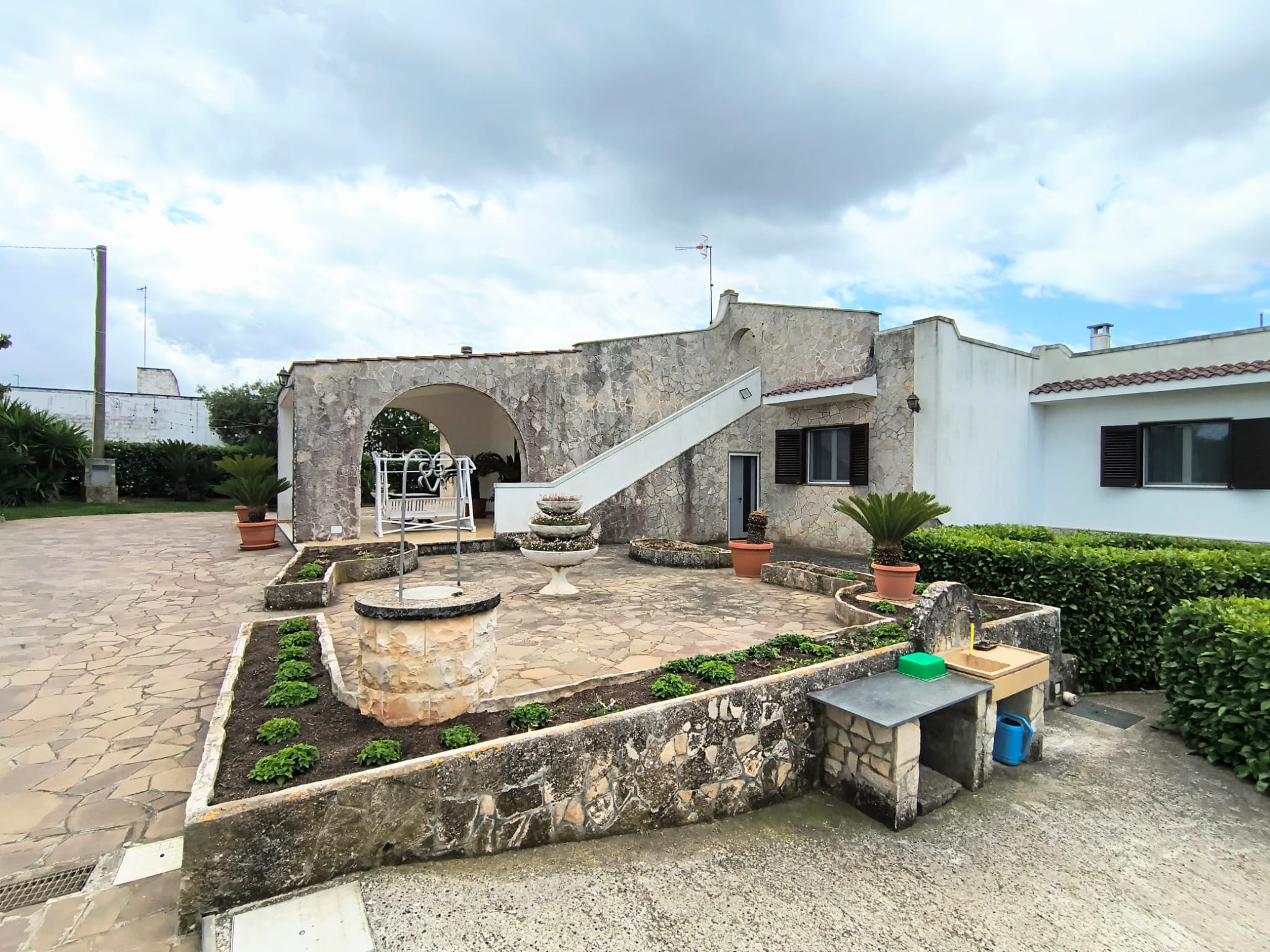 Ampia villa indipendente